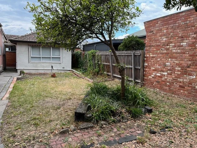 Primary image of 268 Melbourne Road, Newport VIC 3015