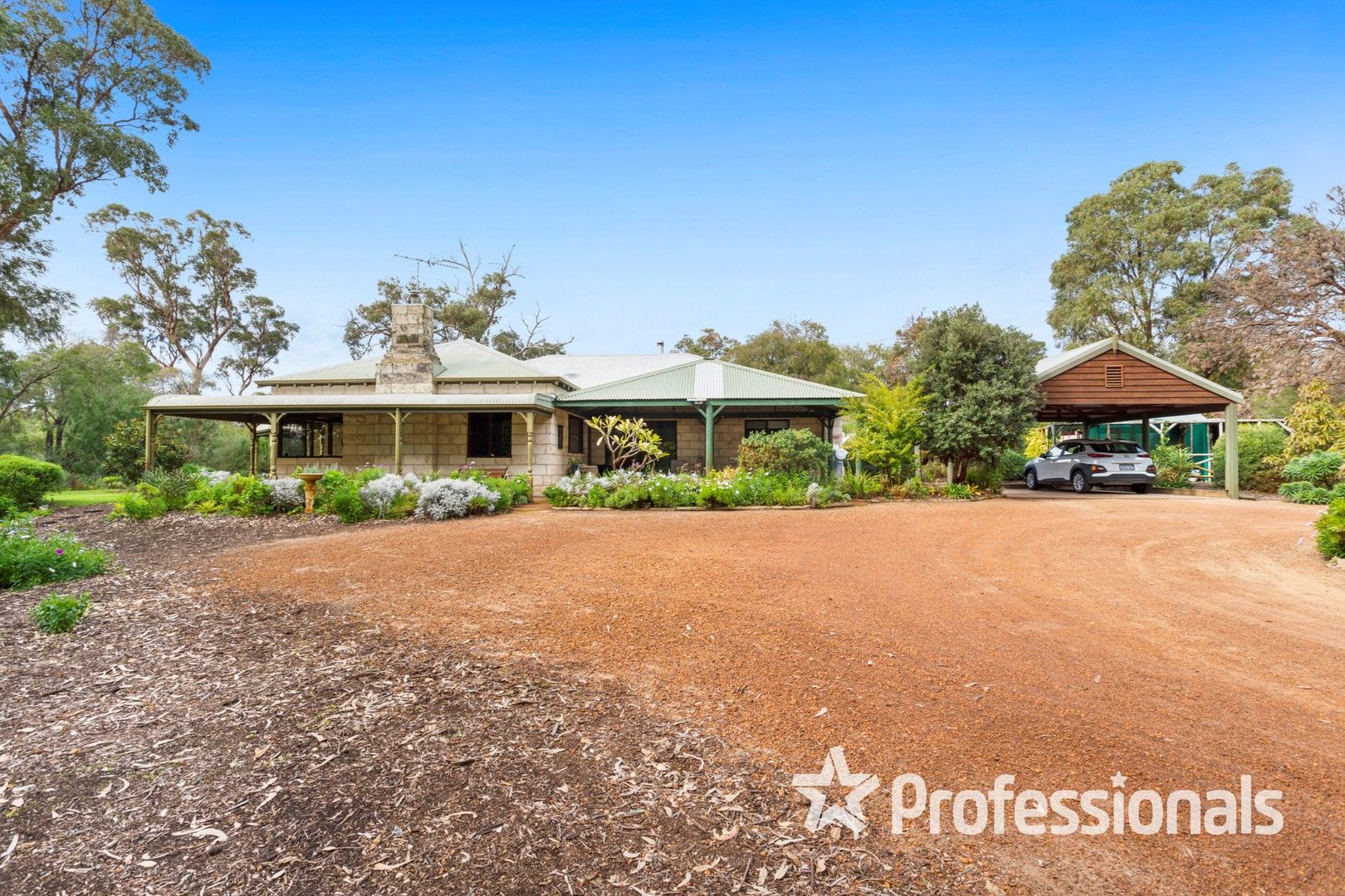 27 Knapp Drive, Leschenault WA 6233, Image 0