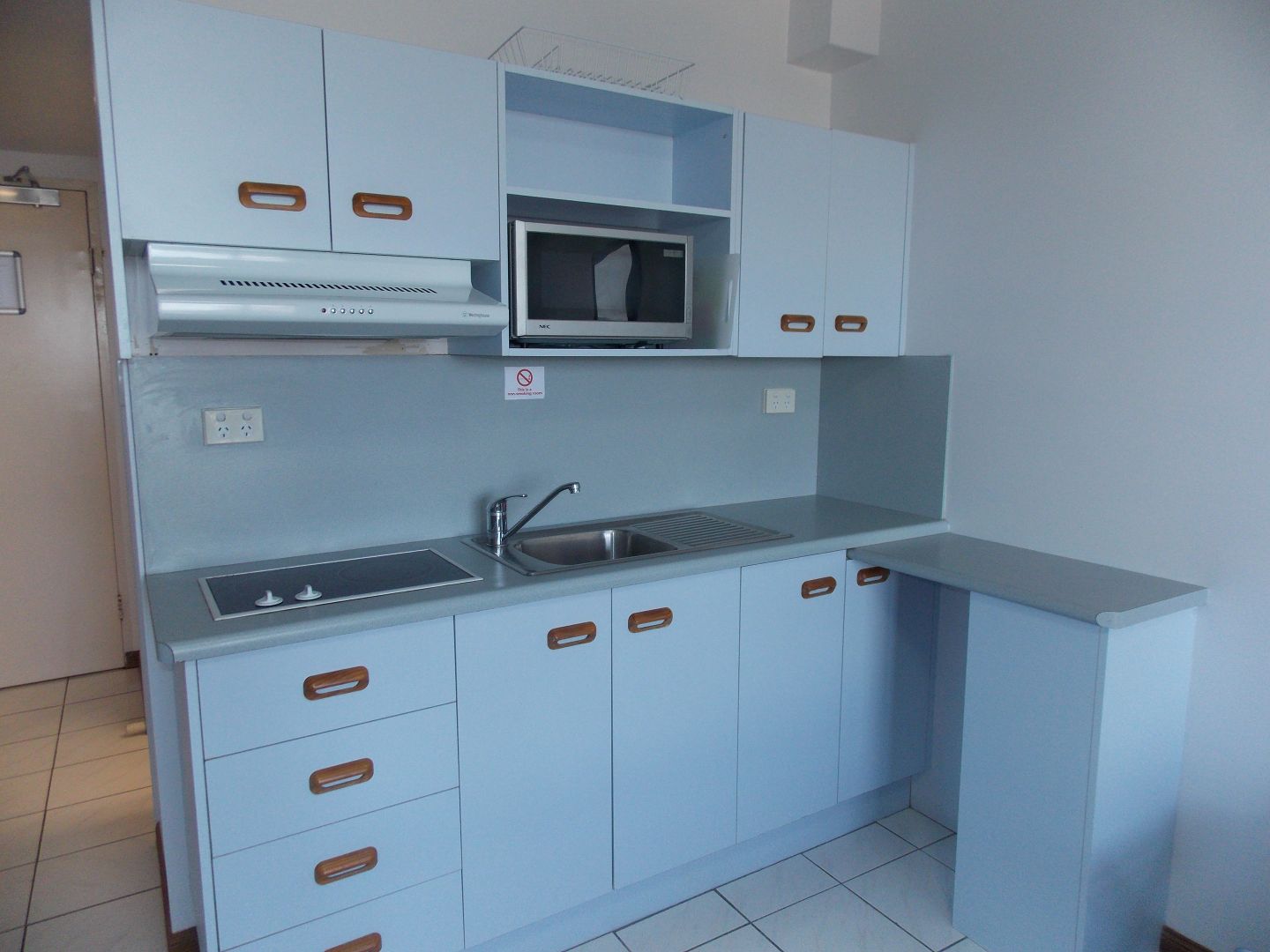 Unit 302, 4 Adelaide Street TENANT APPROVED, Yeppoon QLD 4703, Image 2