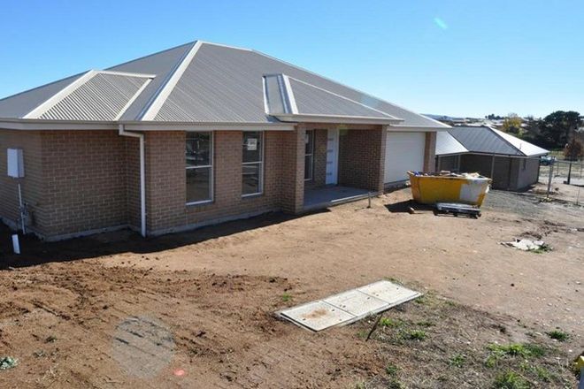 Picture of 19 Redding Drive, BATHURST NSW 2795