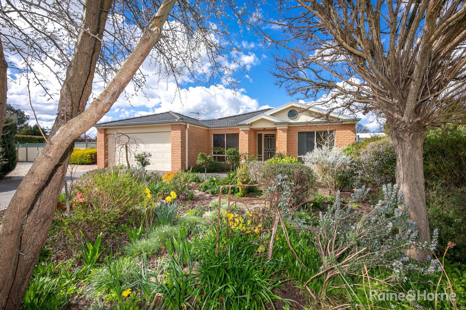 1 Lauren Court, Gisborne VIC 3437, Image 0