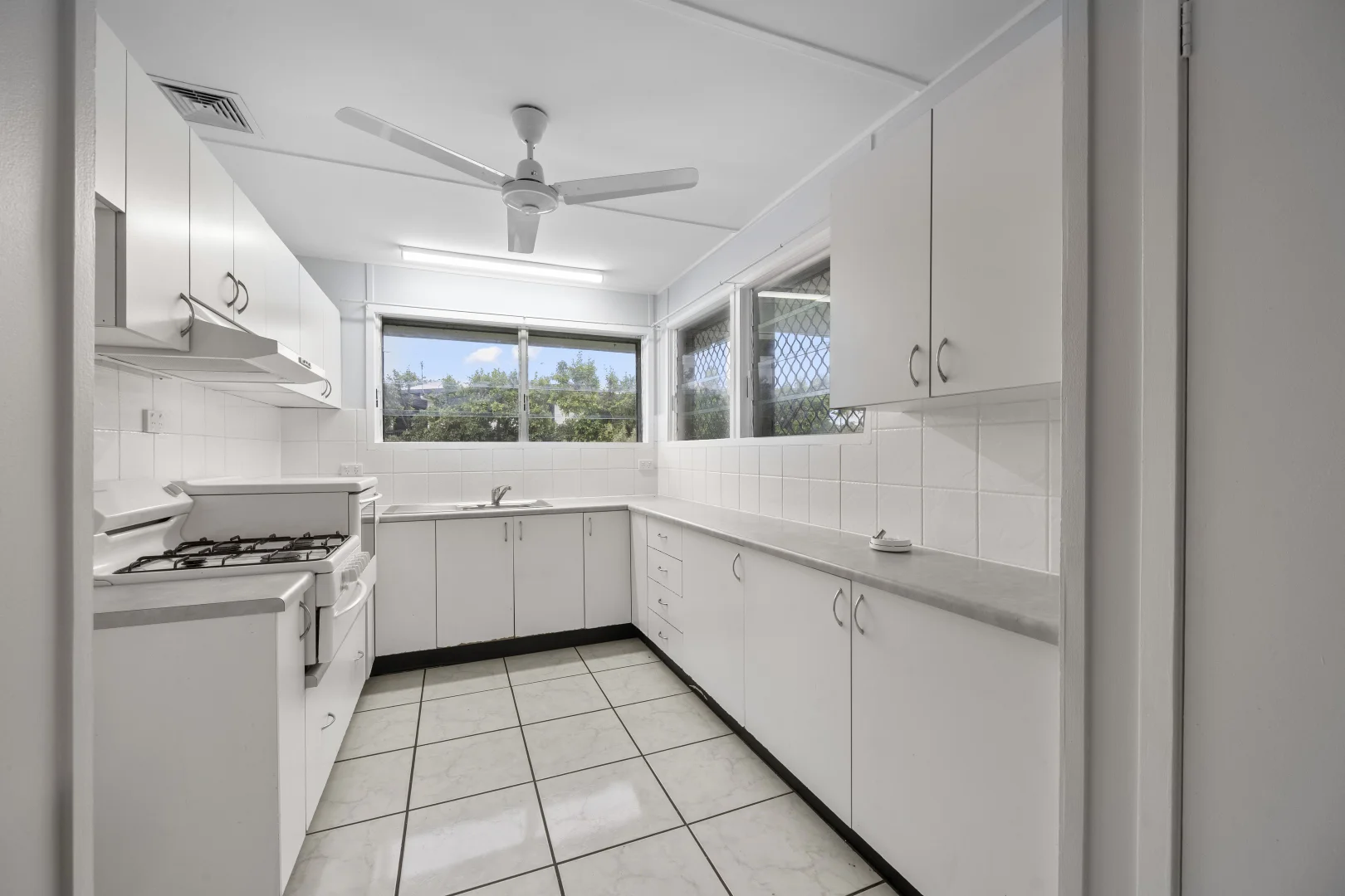 Additional image 5 of 37 Pixley Crescent, Heatley QLD 4814