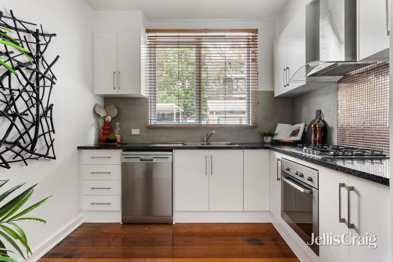 Additional image 2 of 5/32 Manningtree Road, Hawthorn VIC 3122