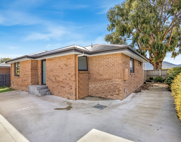 2/31 Barry Street, Glenorchy TAS 7010