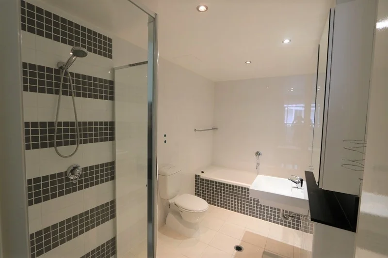 Additional image 9 of 412/3 Como Crescent, Southport QLD 4215