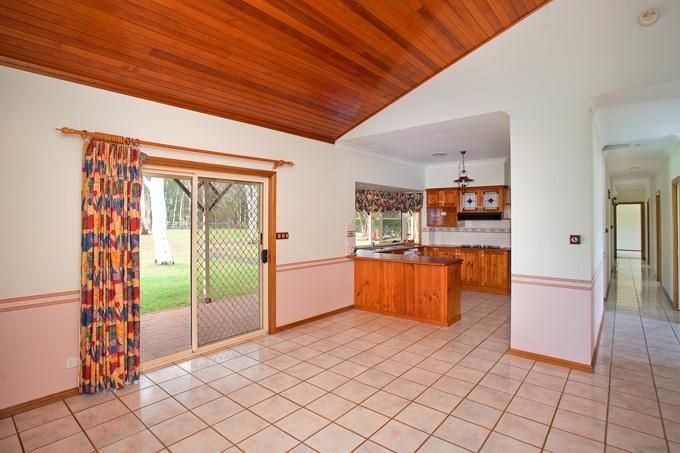 24 Wingadee Place, WINDSOR DOWNS NSW 2756, Image 2