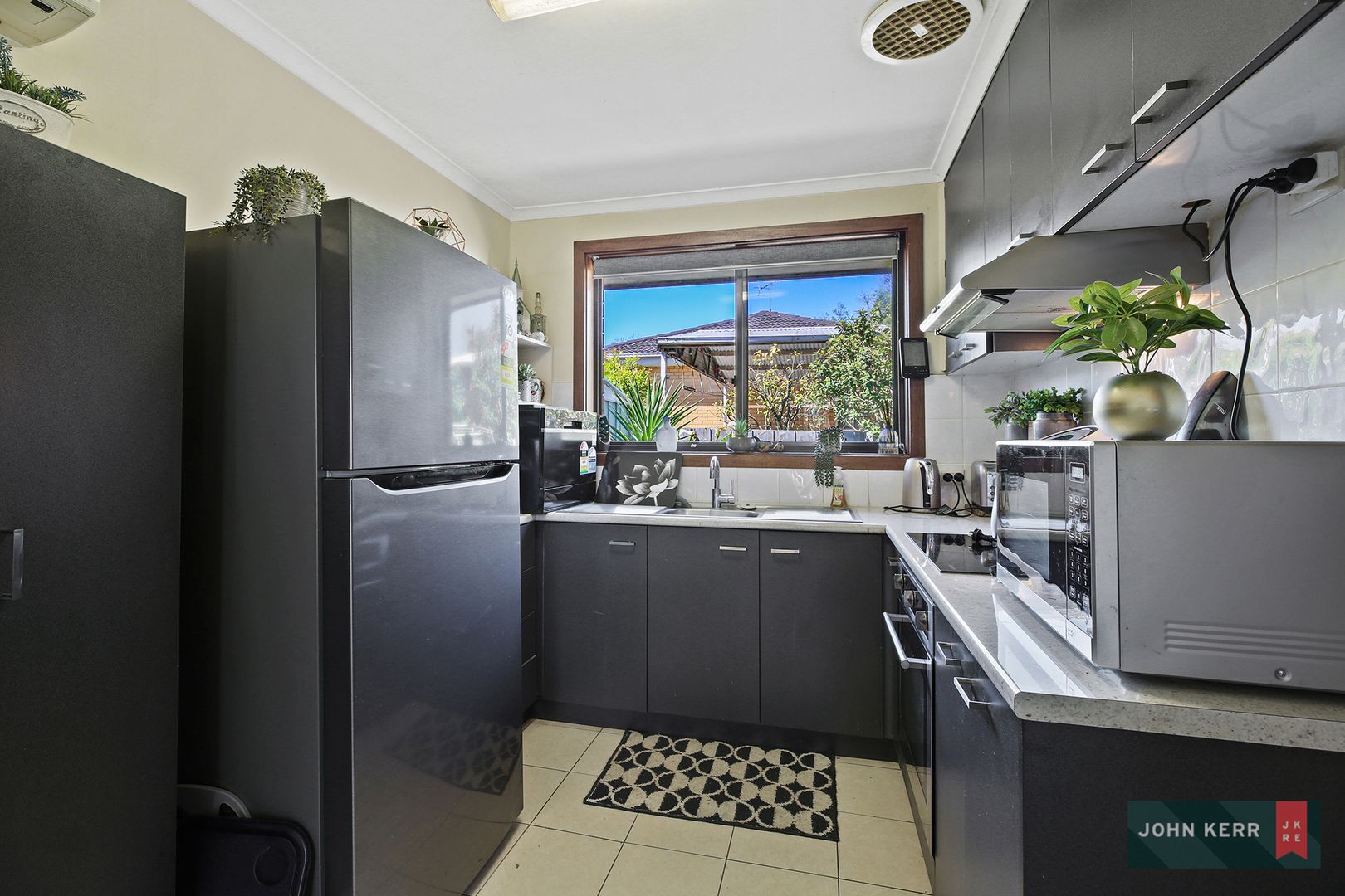 2/25 Ashby Street, Trafalgar VIC 3824, Image 1