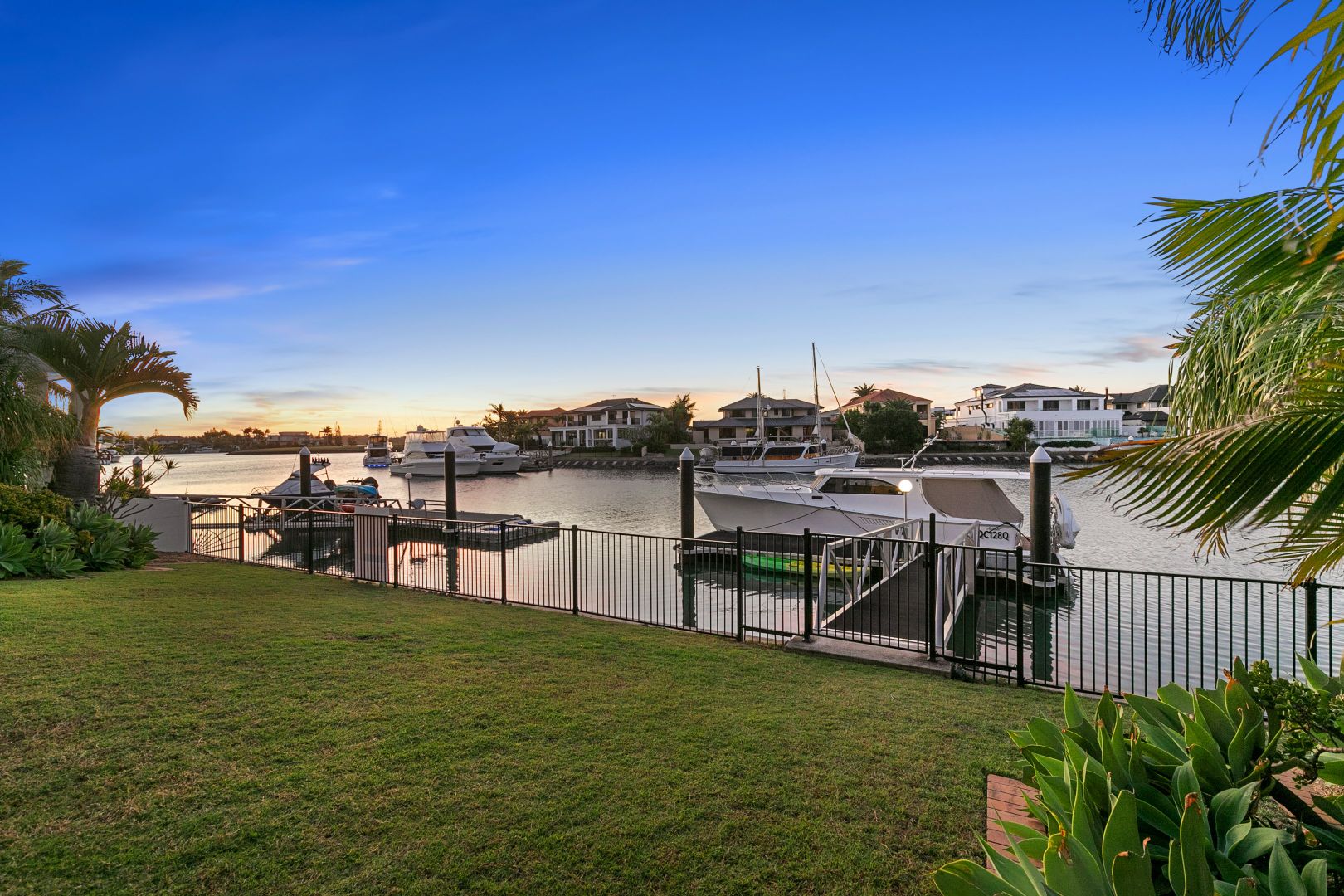 13 Marram Court, Raby Bay QLD 4163, Image 2