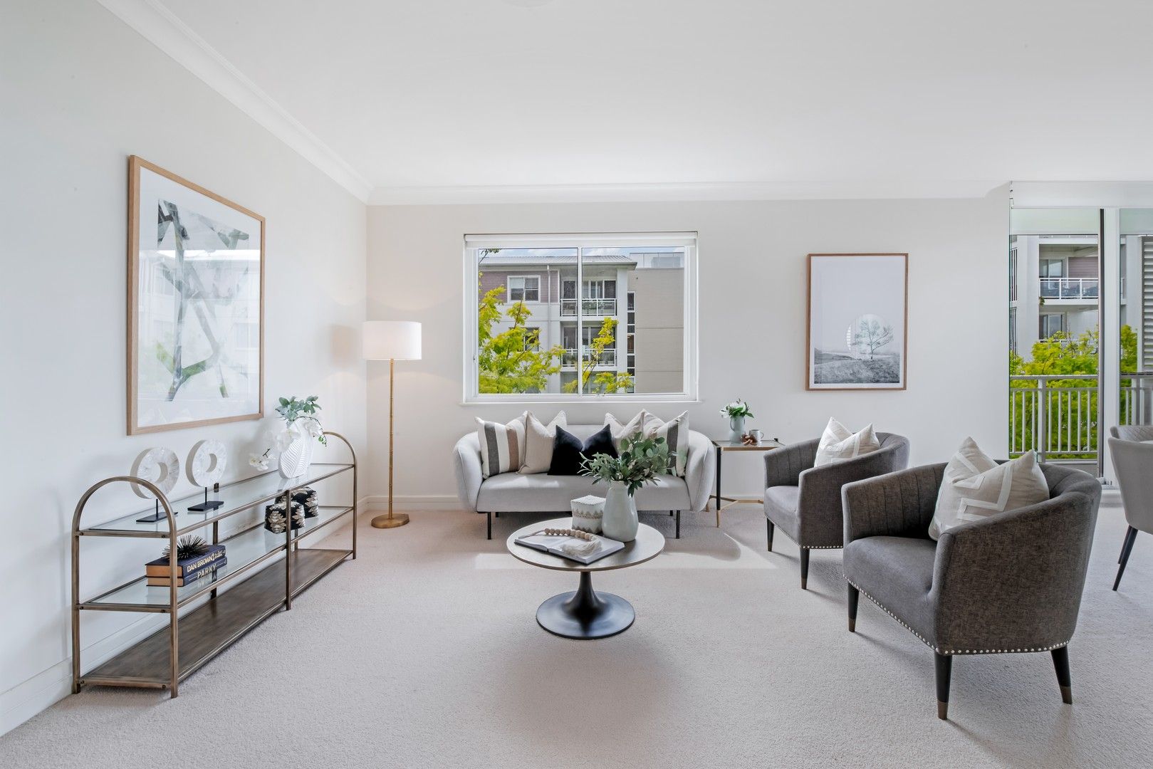2 bedrooms Apartment / Unit / Flat in 218/10-16 Vineyard Way BREAKFAST POINT NSW, 2137