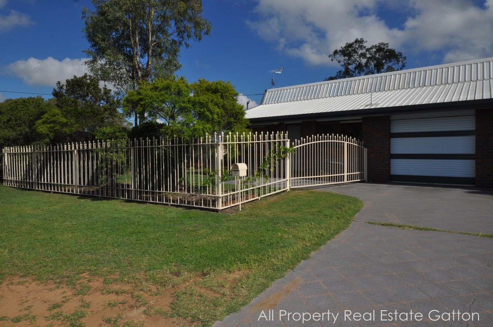 2 bedrooms Semi-Detached in Unit 1/1 McKay Street GATTON QLD, 4343