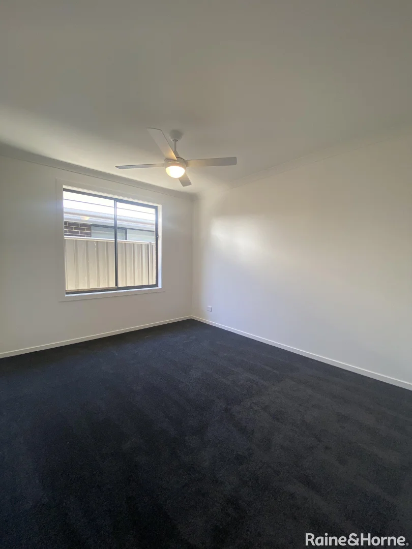 Additional image 7 of 46 West Parkway, Andrews Farm SA 5114