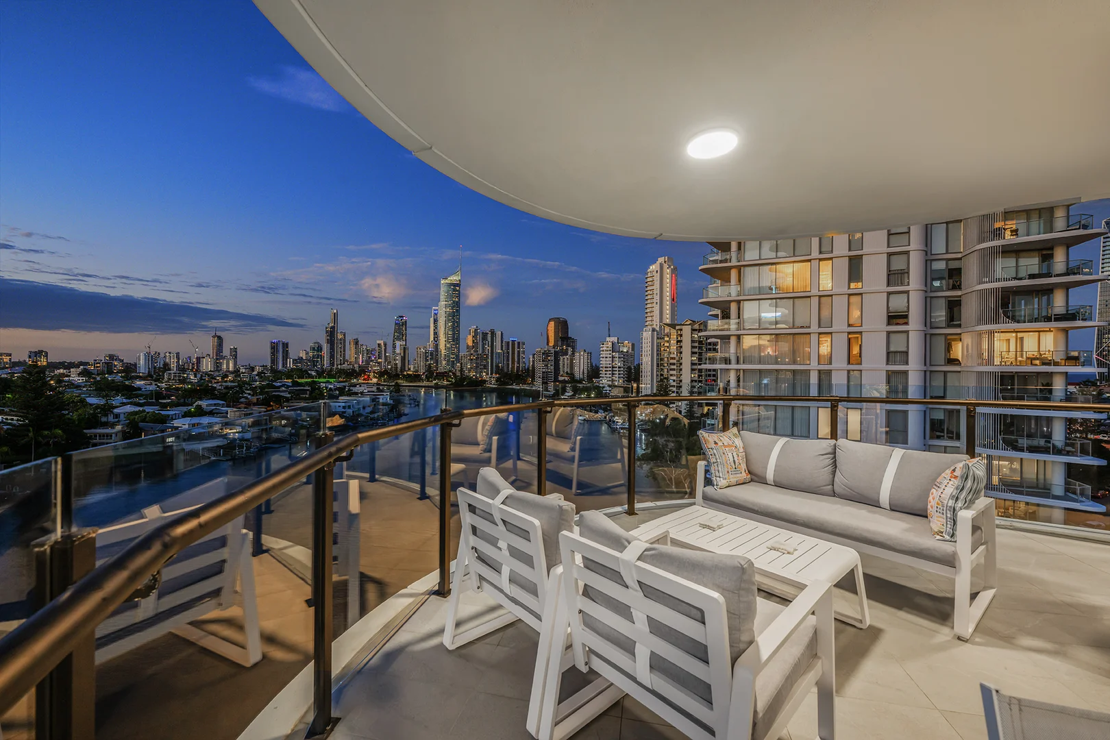 Additional image 26 of 906/15-17 Cannes Avenue, Surfers Paradise QLD 4217