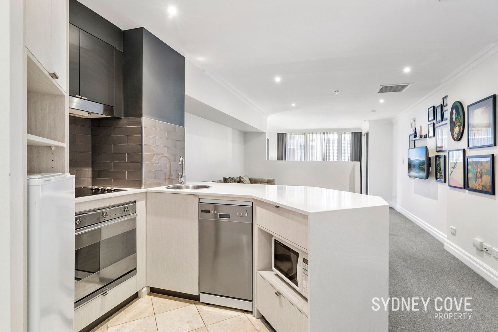 1412/2 Bond Street, Sydney NSW 2000, Image 2