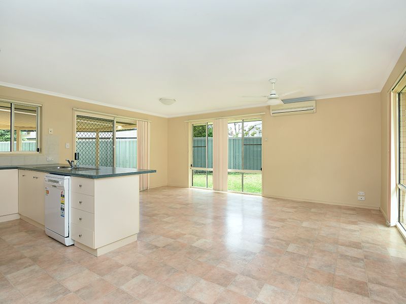 2 Jake Court, Middle Ridge QLD 4350, Image 2