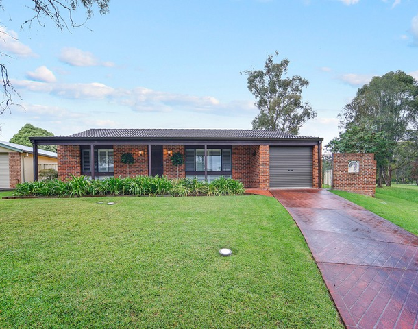 36 Octavia Avenue, Rosemeadow NSW 2560