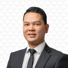 Peter Dang, Sales representative