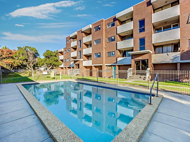 11/402 Nepean Highway, Frankston VIC 3199 House For Rent 370 Domain