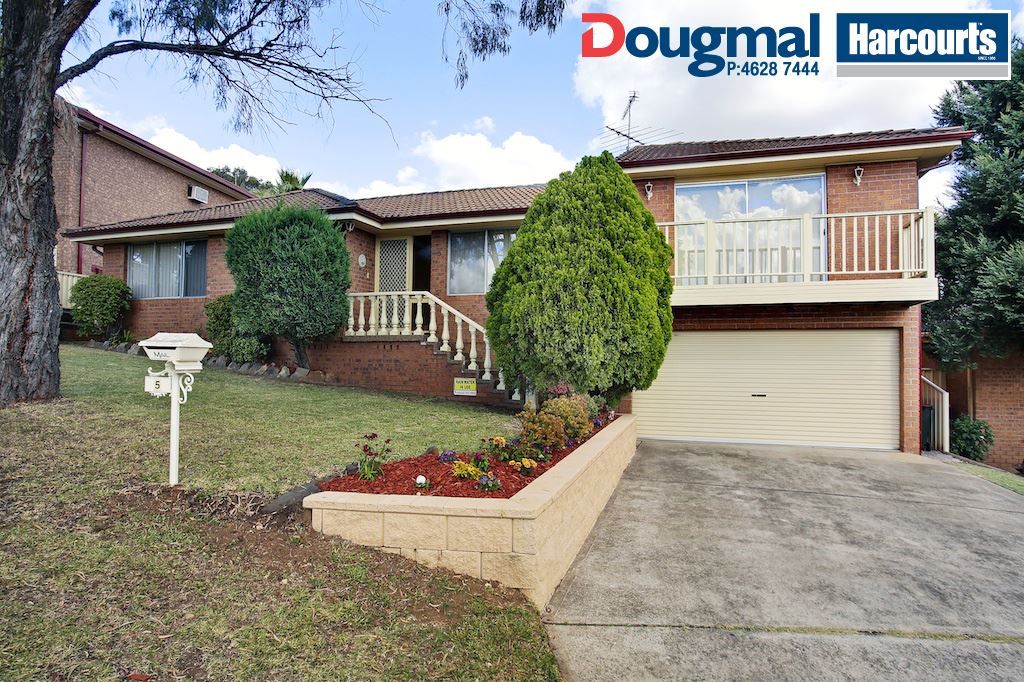 5 Epping Forest Drive, Eschol Park NSW 2558, Image 0