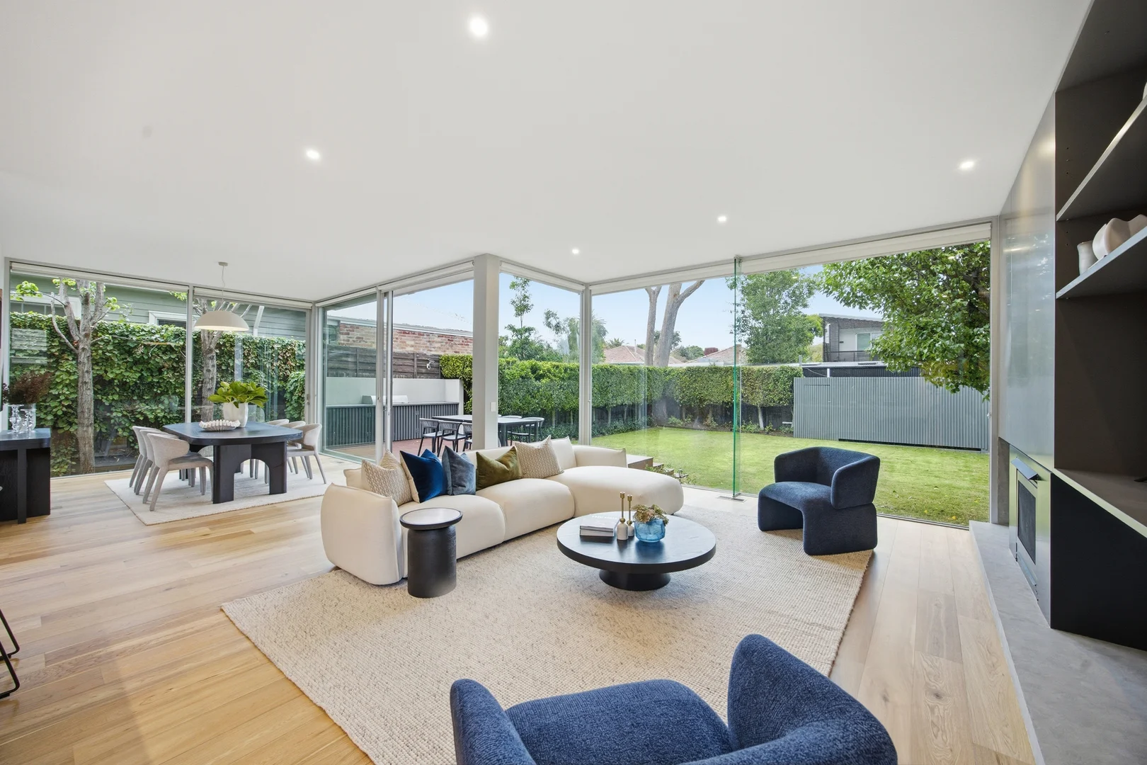 Additional image 2 of 18 Retreat Road, Hampton VIC 3188