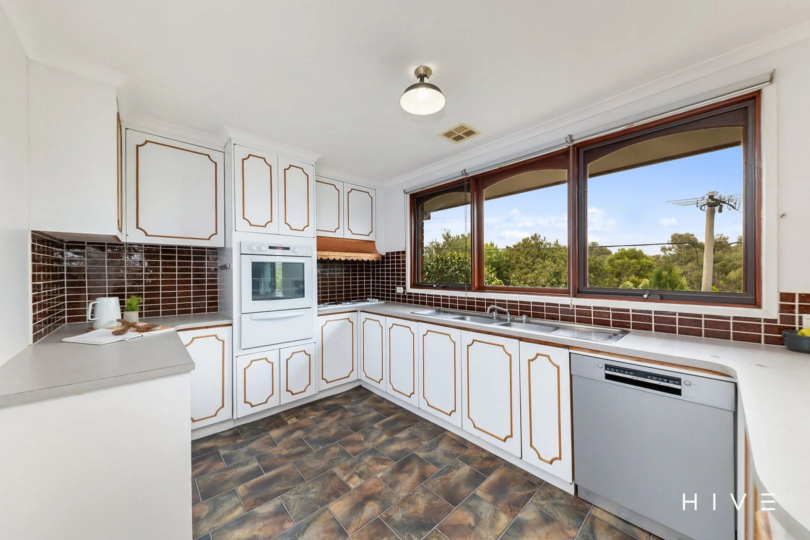 Additional image 4 of 2 Crago Place, Macgregor ACT 2615