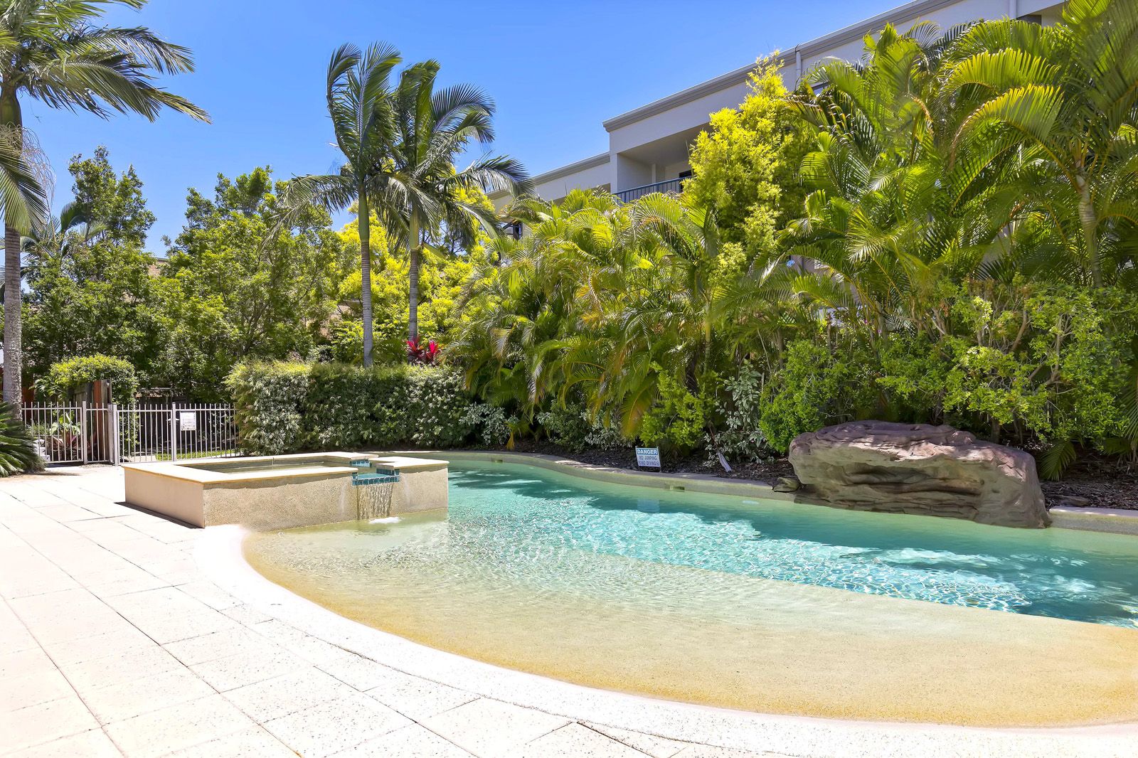 7/87-89 Duporth Avenue, Maroochydore QLD 4558, Image 2