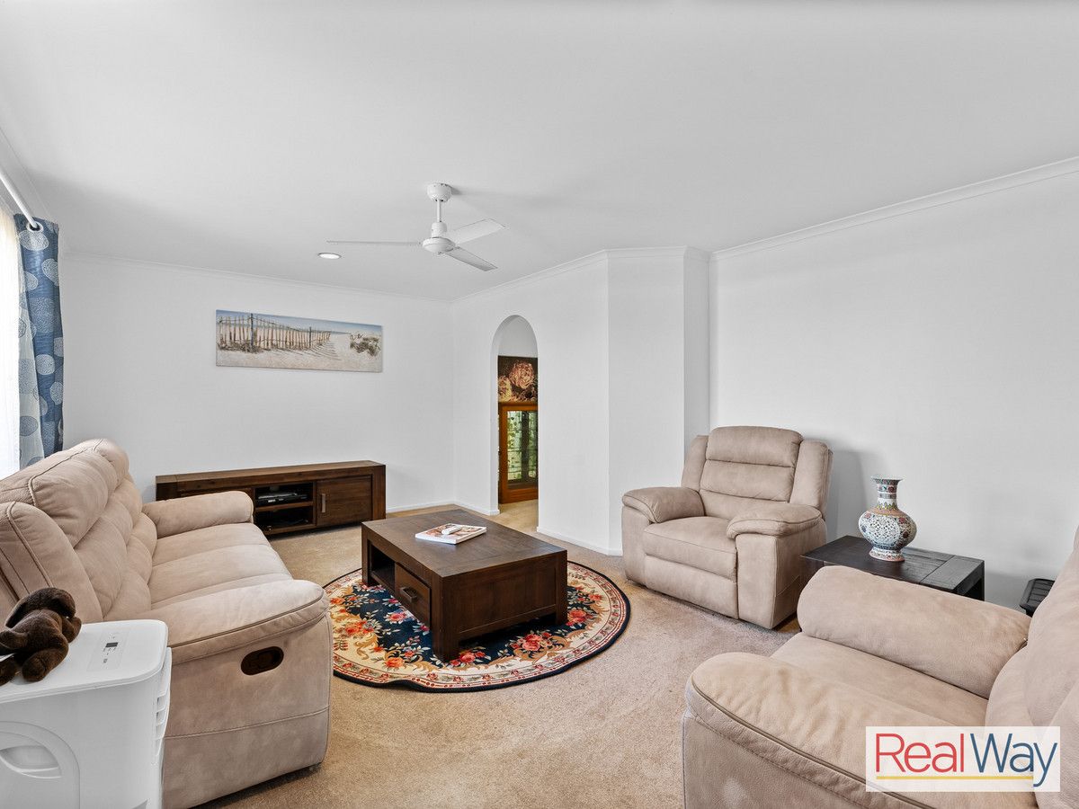 81 Murphy Street, Point Vernon QLD 4655, Image 2