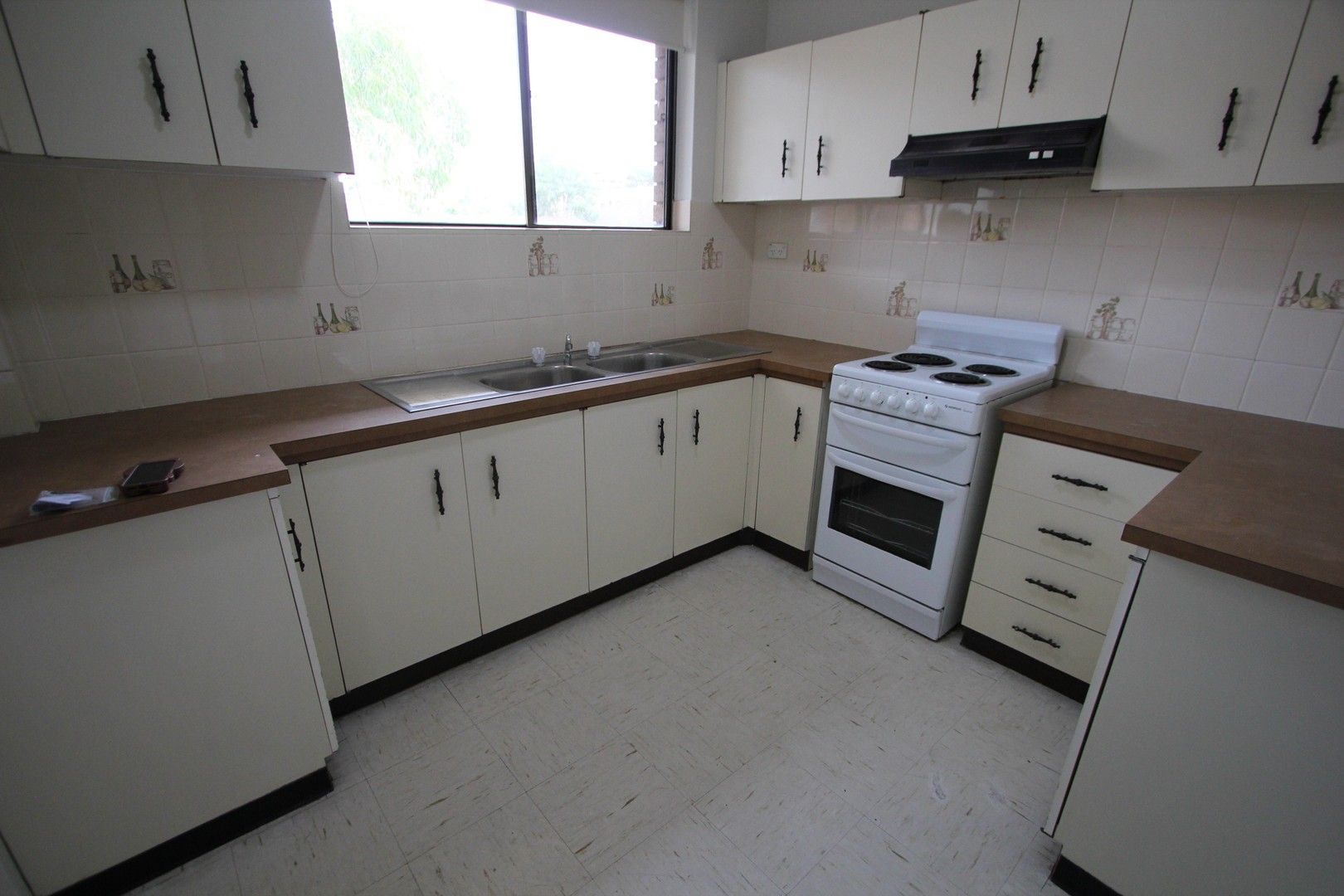 2 bedrooms Apartment / Unit / Flat in 8/44 Hudson St HURSTVILLE NSW, 2220