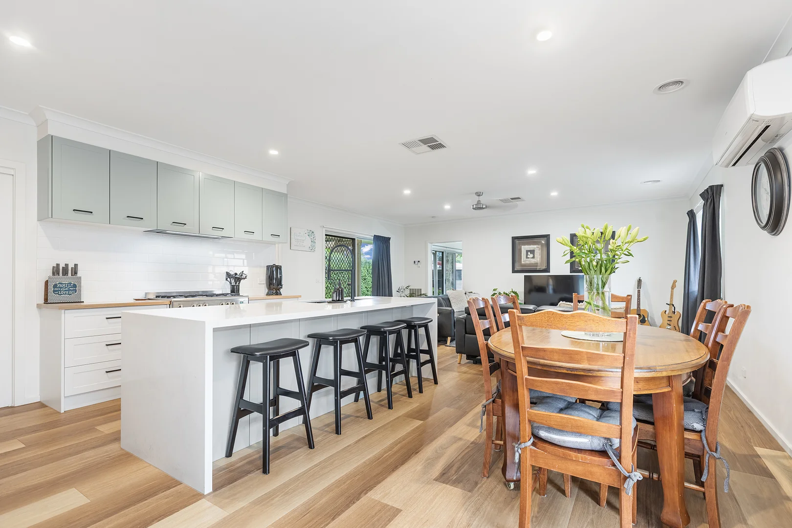 Additional image 5 of 38 Hopetoun Street, Rochester VIC 3561