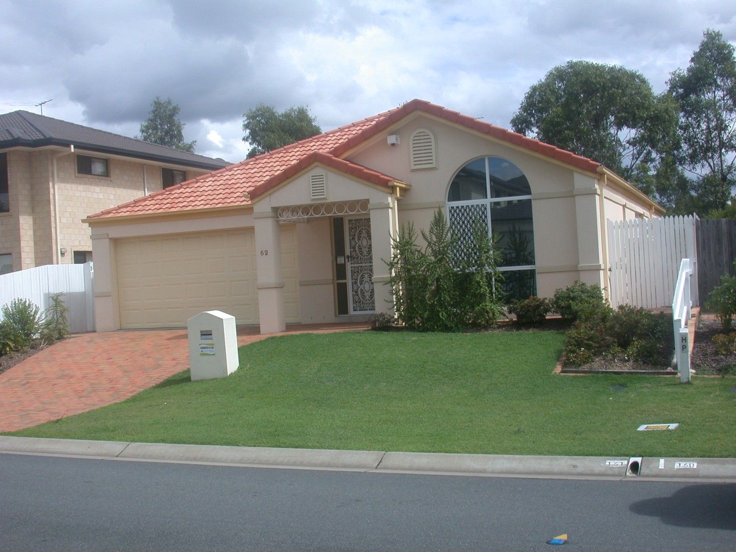 4 bedrooms House in 62 Seabrook Circuit WESTLAKE QLD, 4074