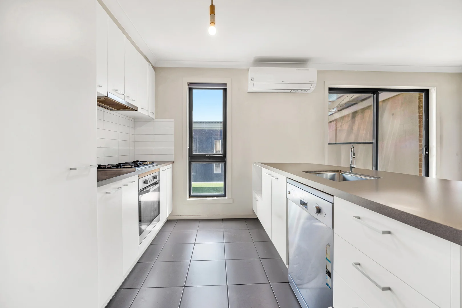 Additional image 3 of 72 Green Gully Road, Clyde VIC 3978