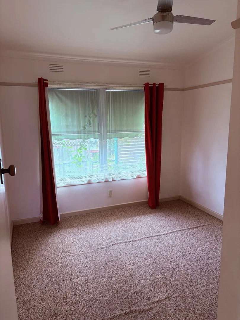 Additional image 9 of 12 Hyland Ct, Sale VIC 3850