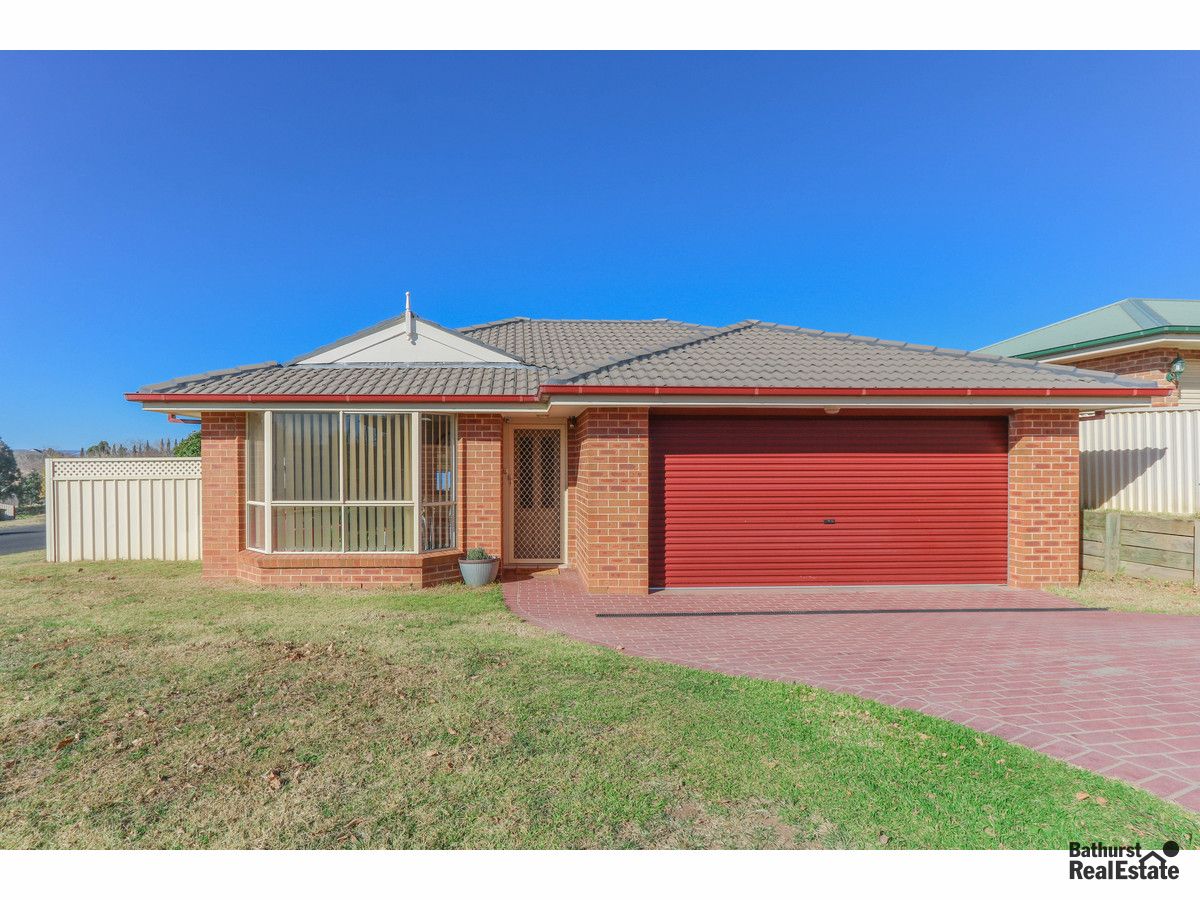 2 Oaklands Drive, Llanarth NSW 2795, Image 0