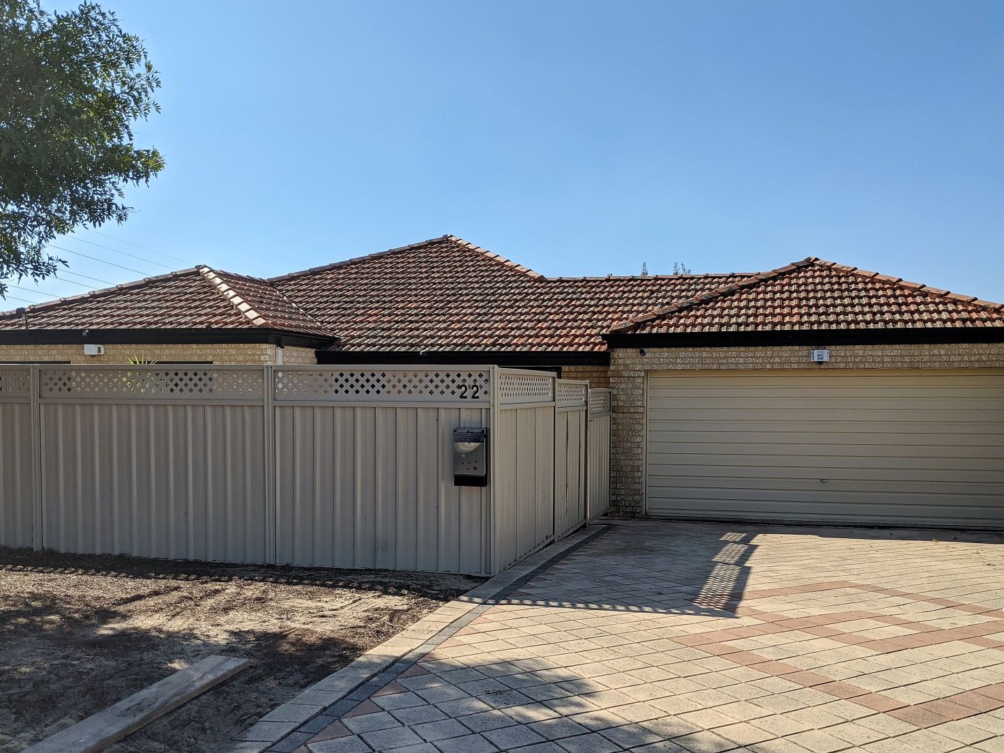 22 Burlington Street, St James WA 6102