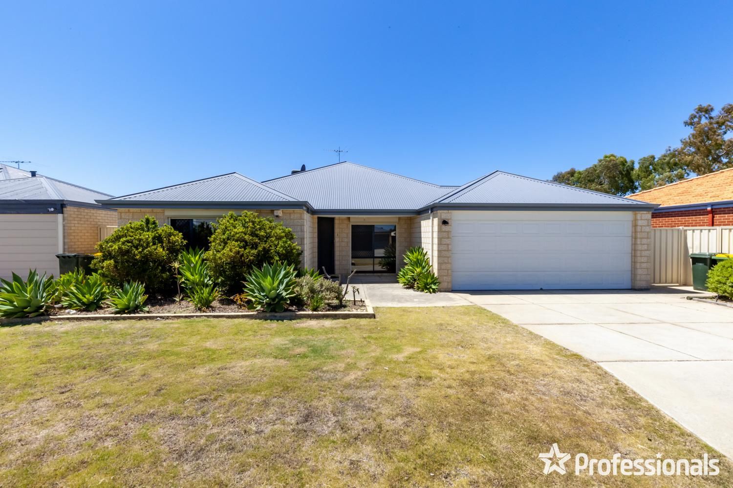 33 Milano Loop, Seville Grove WA 6112, Image 1