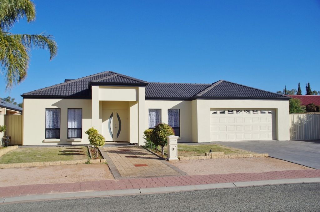 4 Cook Street, Renmark SA 5341, Image 0