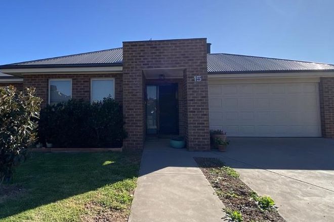 Picture of 15 Lewis Crescent, FINLEY NSW 2713