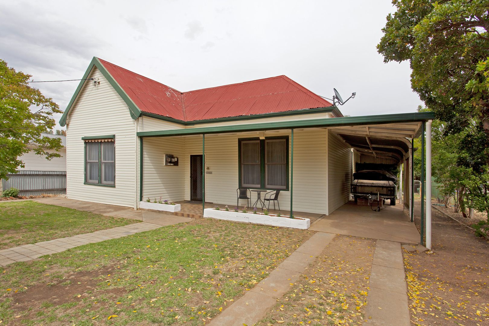 6 Second Avenue, Henty NSW 2658 Domain