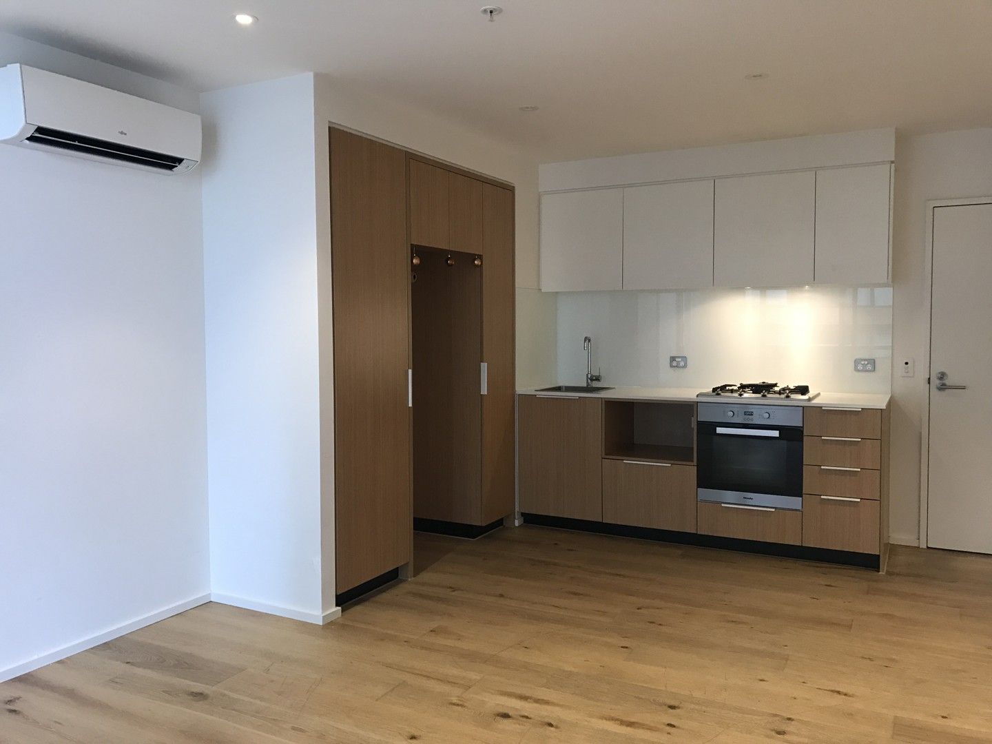 2 bedrooms Apartment / Unit / Flat in 301/888 Collins Street DOCKLANDS VIC, 3008