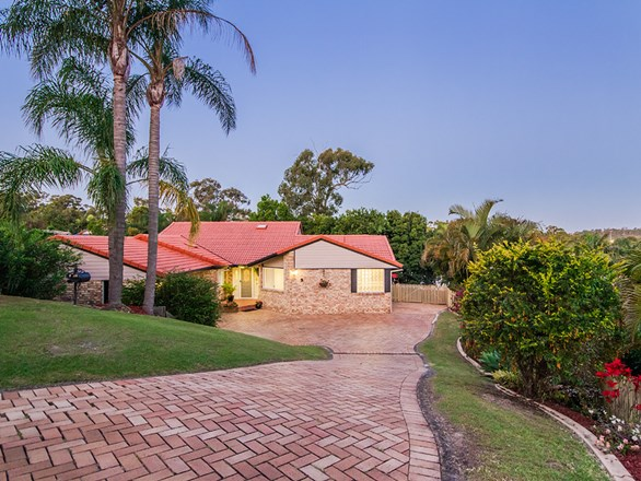 9 Rosewall Place, Oxenford QLD 4210