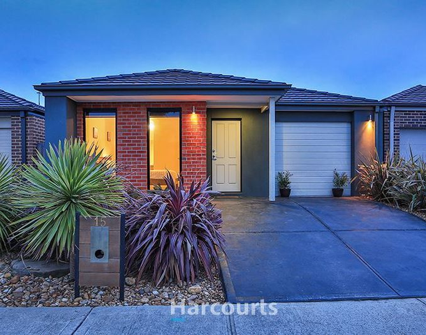 15 Heathfield Lane, Officer VIC 3809