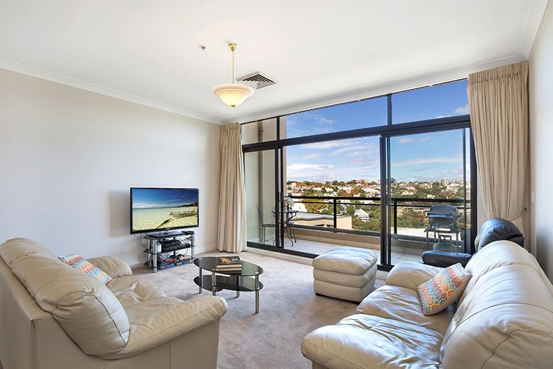706/2 Darling Point Road, Darling Point NSW 2027, Image 2