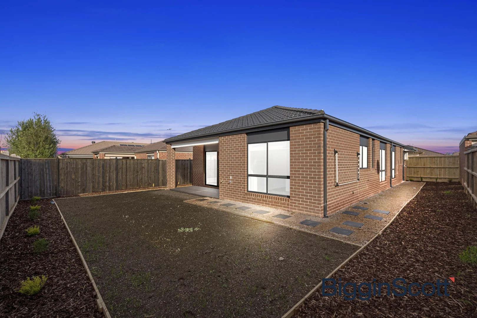 Additional image 16 of 5 Edgware Street, Thornhill Park VIC 3335