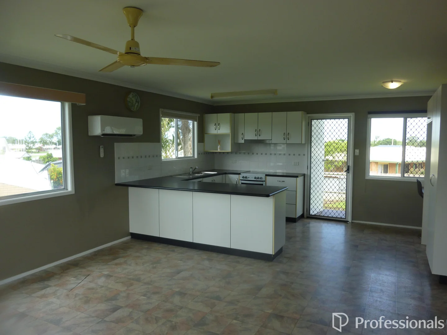 Additional image 5 of 12 Nicklin Drive, Beaconsfield QLD 4740