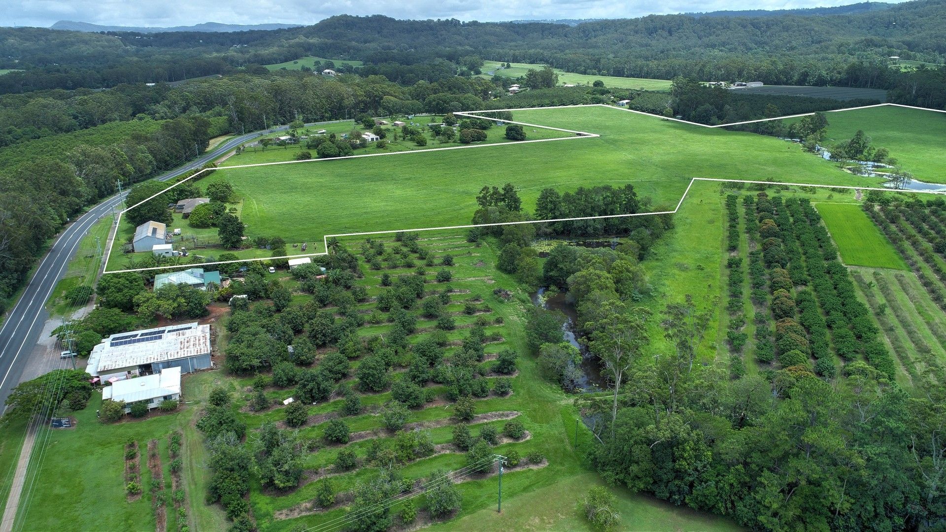 5 bedrooms Rural in 384 Peachester Road BEERWAH QLD, 4519