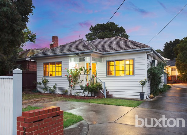 2 Seathorpe Avenue, Bentleigh East VIC 3165