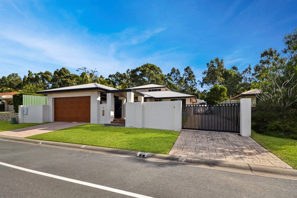 9 Gippsland Drive, Helensvale QLD 4212, Image 0