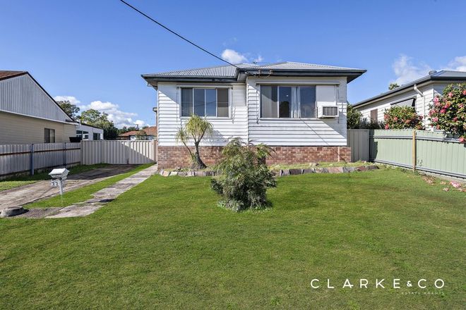 Picture of 23 Vindin Street, RUTHERFORD NSW 2320