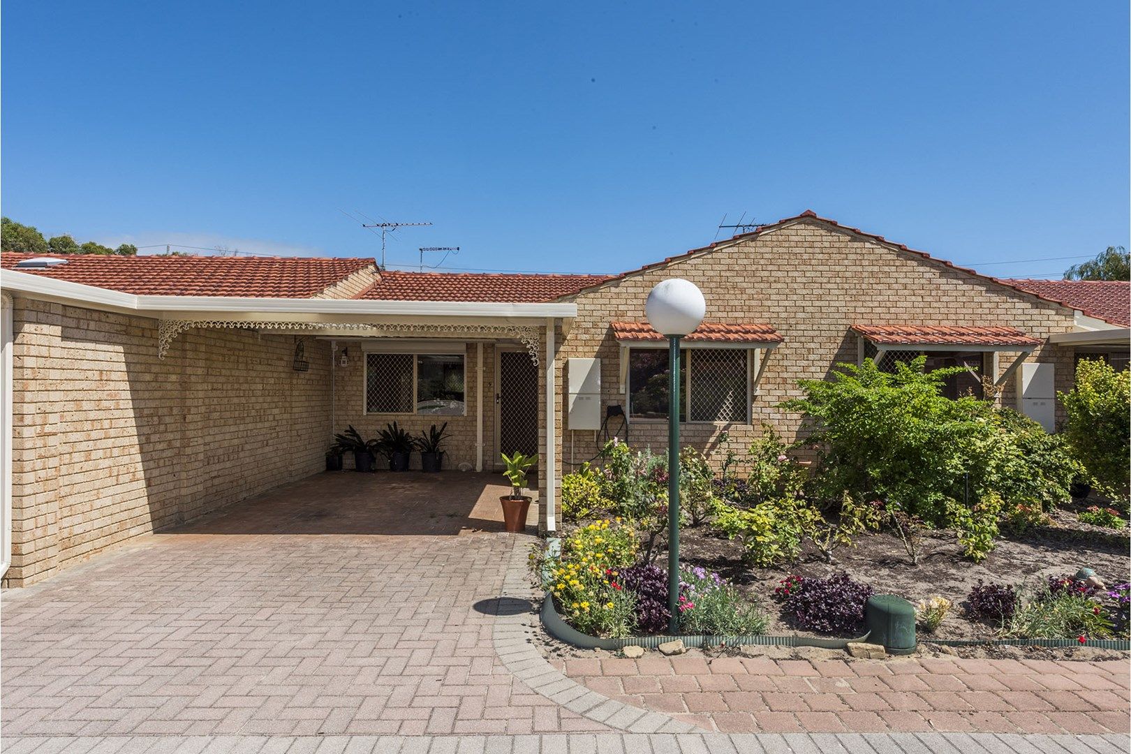 9/5 Ashford Avenue, Rockingha Property History & Address Research