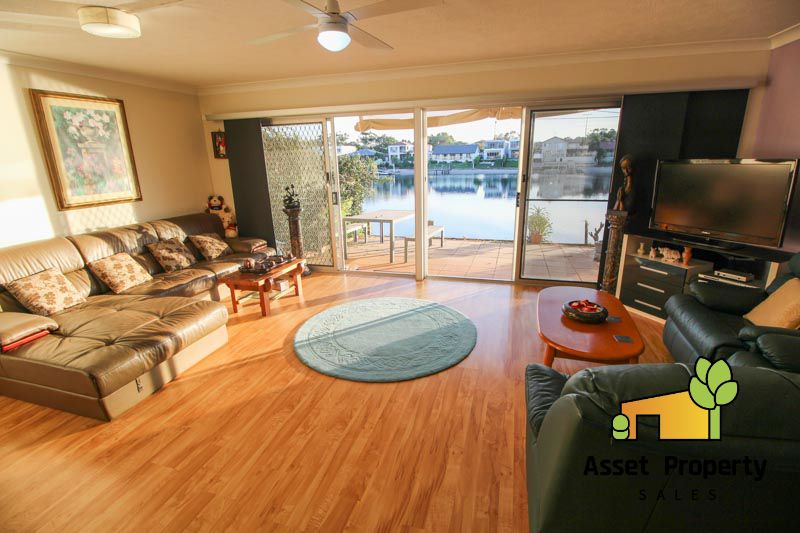 6/20 Aquila Court "Longbeach Lodge", Mermaid Waters QLD 4218, Image 1