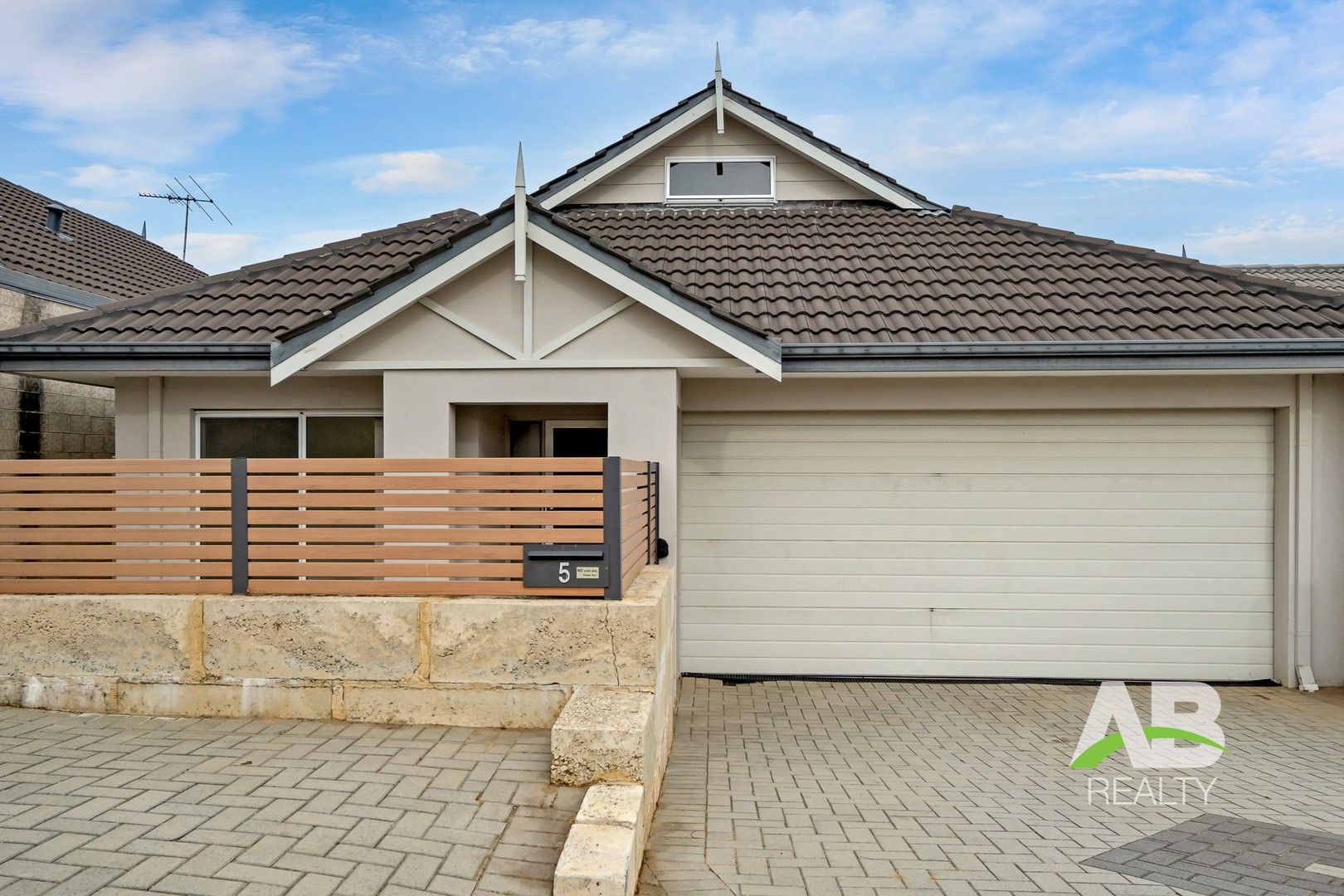 5 Paxton Way, Ashby WA 6065, Image 0